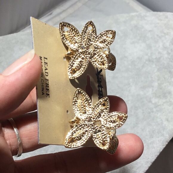 Natasha Crystal Cluster Drop Earrings (G1) - Picture 5 of 5